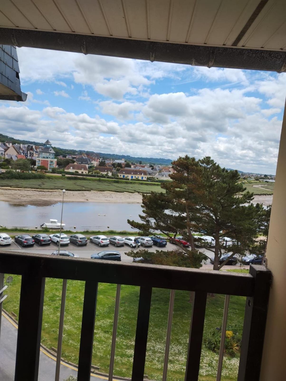 Appartement Vu Sur Mer Cabourg Kültér fotó