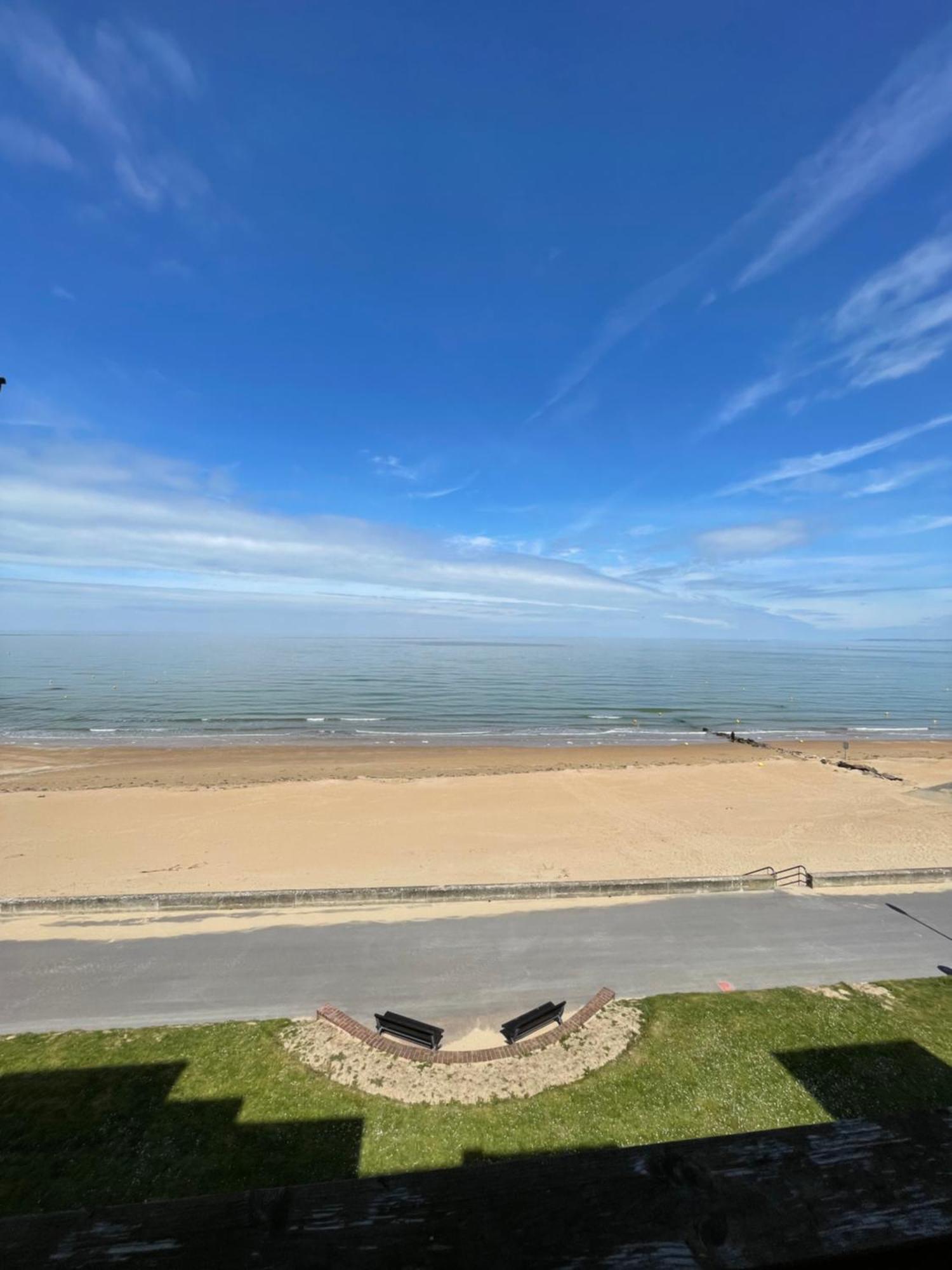 Appartement Vu Sur Mer Cabourg Kültér fotó